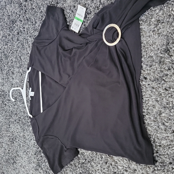 Bar III Tops - Bar lll black top . Size large